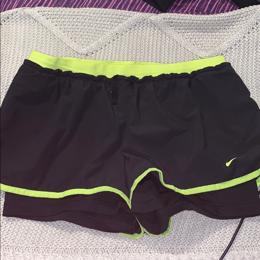 gently used nike running shorts